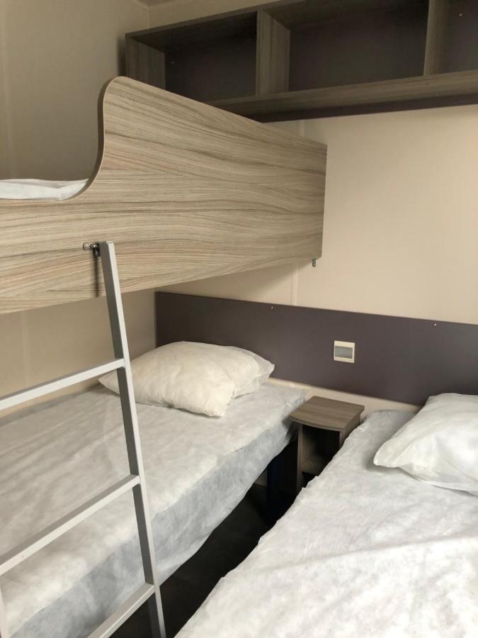 Celine Mobil Home Port-la-Nouvelle Exterior foto